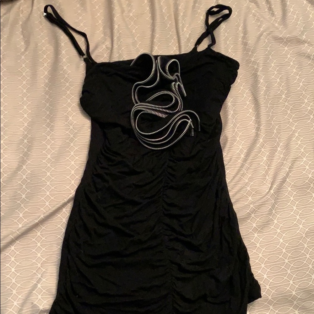 Black zipper detail tank